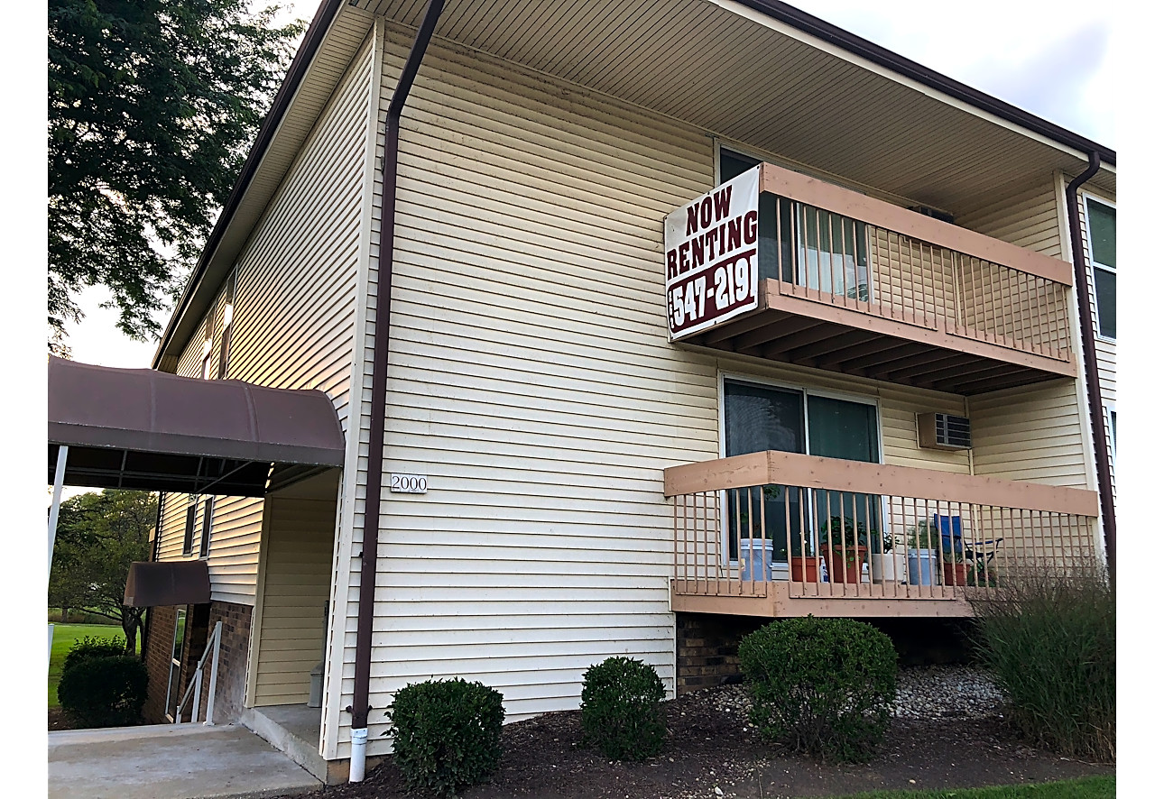 Fox Point Apartments Waukesha