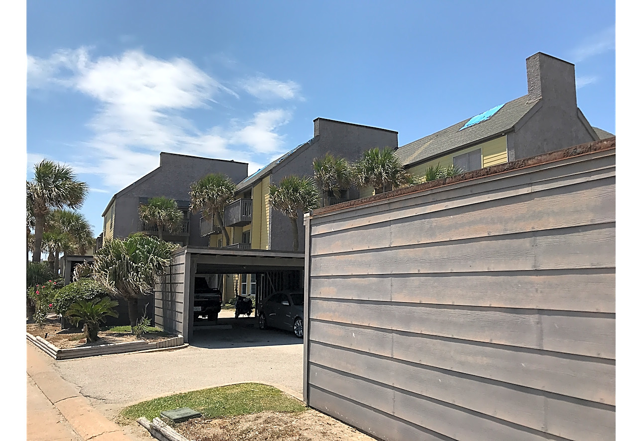 The Seasons Apartments Galveston Tx 77551