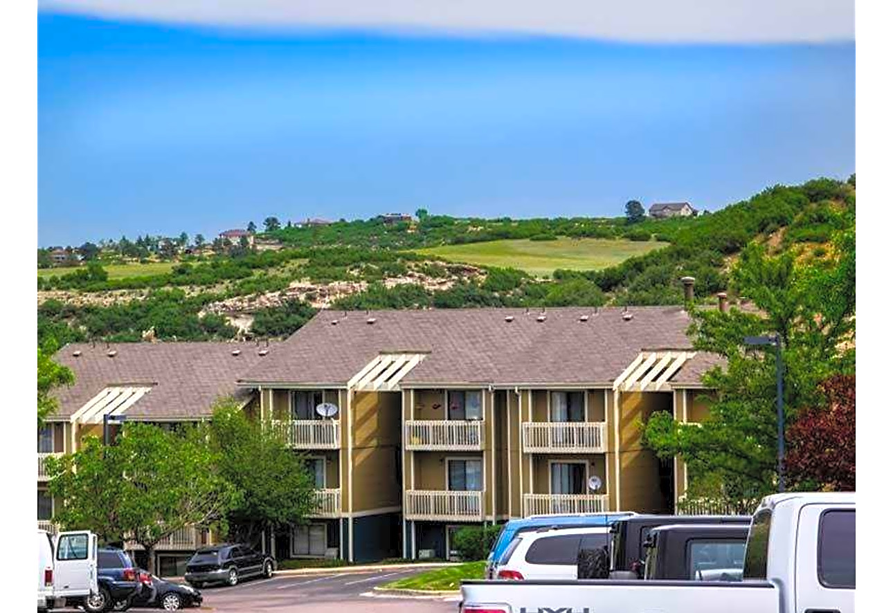 Rolling Hills Apartments Castle Rock Co 80104