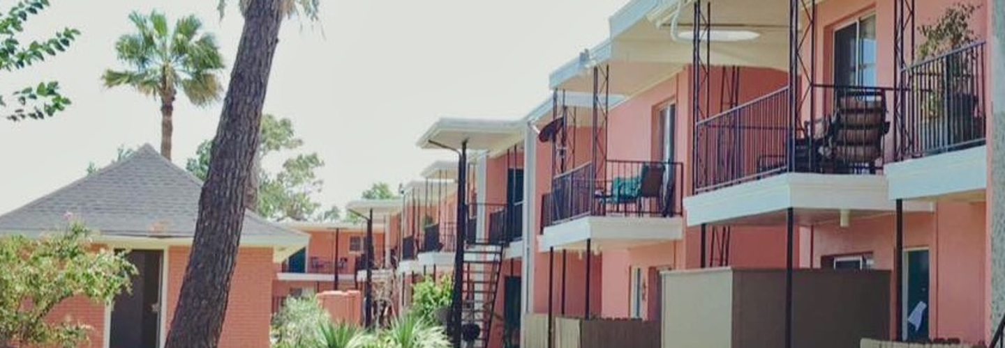 Coral Bay Apartments