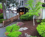Crestwood Apartments, Inglemoor High School, Kenmore, WA