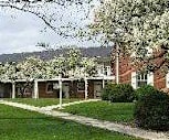 Colonial Gardens Apartments, Willowbrook, IL