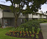 University Commons, Bridgeport Way West, University Place, WA