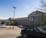 InTown Suites - O'Hare (ZCI), Elk Grove High School, Elk Grove Village, IL
