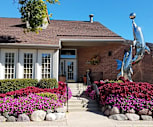 12 Oaks at Schaumburg, Schaumburg, IL