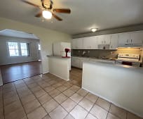 1886 NW 92nd St, West Little River, FL