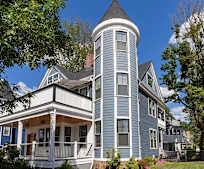 168 Humboldt Ave #1, Hyde Park, MA