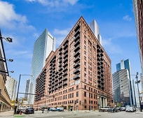 165 N Canal St #622, 60606, IL