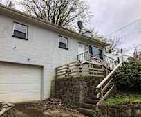 1635 King St, Dunbar, WV