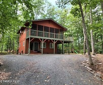 502 Forest Dr, Lords Valley, PA