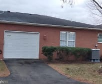 633 Observatory Dr, Hagerstown, MD