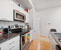 1516 N 15th St #103, Middle City East, PA
