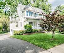 229 Midvale St, Falls Church, VA