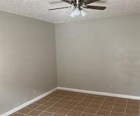 650 W Florida Ave, Iowa Avenue, Beaumont, TX
