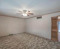 1107 N Wood Ave, Wichita, KS