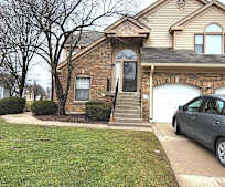 207 Willow Pkwy #95, Hawthorn Woods, IL