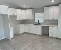 27310 Dortch Ave, Bonita Springs, FL