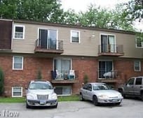 432 Mathews Rd #2, Brownlee Woods, Youngstown, OH
