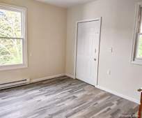 51 Ludlow St #3L, Waterbury, CT