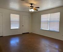 Apartments Near Broadmoor Drive Fort Worth Tx Apartmentguide Com