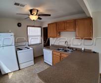 1117 32nd St NE, Cedar Rapids, IA