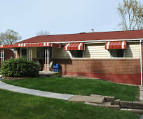 718 Colonial Manor Rd, Stewartsville Elementary School, North Huntingdon, PA
