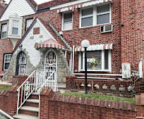 131-15 225th St, Springfield Gardens, NY