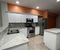 9205 122nd Ct NE, Redmond, WA