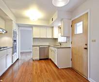 8732 W North Terrace, Niles, IL
