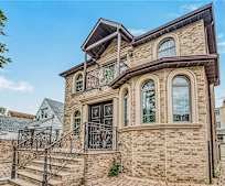 147-15 73rd Ave, Kew Gardens Hills, NY