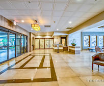 3701 N Country Club Dr #407, Biscayne Yacht and Country Club, Aventura, FL