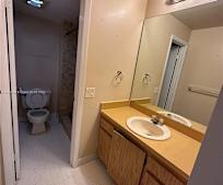 5090 SW 64th Ave #201, Davie, FL