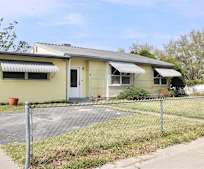22 N Fredrica Ave, Clearwater Beach, FL