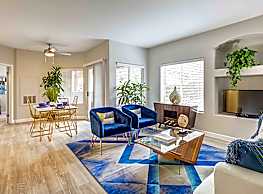 Aviata Luxury Apartments Las Vegas Nv 89119