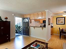 Park Plaza Apartments Costa Mesa Ca 92707