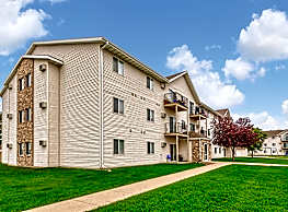 Wheatland Place Apartments & Townhomes - Fargo, ND 58103