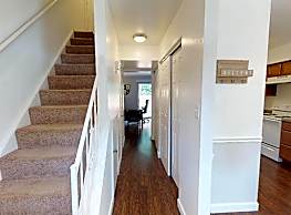 Walnut Creek Townhomes Apartments Blue Ash Oh 45236