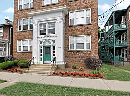 Landmark Square Apartments Erie Pa 16502