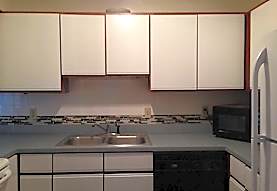 Waterfront Apartments - West Lafayette, IN 47906