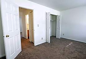 Cloverleaf Apartments Indianapolis In 46241
