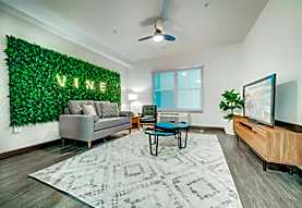 The Vine on 8th Apartments - Las Vegas, NV 89101