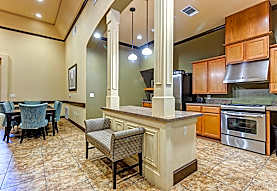 Guild Park Apartments - San Antonio, TX 78211