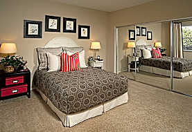 Estancia Apartment Homes Irvine Ca 92602