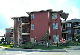 THE SUMMIT Apartments - Hockessin, DE 19707 Summit chase apartments wilmington sihtnumber 19802.