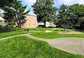 village square wheaton md