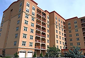 Graystone Court Apartments - Johnstown, PA 15904