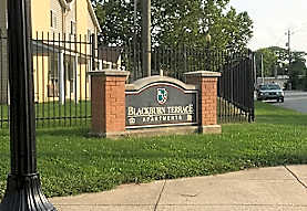 Blackburn Terrace Apartments Indianapolis In 46218