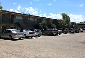 Park Plaza Townhomes And Corporate Suites Apartments Odessa Tx