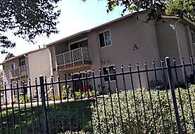 Lakeview Apartments - Lake Elsinore, CA 92530