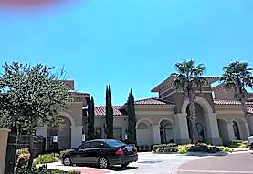 Uptown Square Apartments - San Marcos, TX 78666